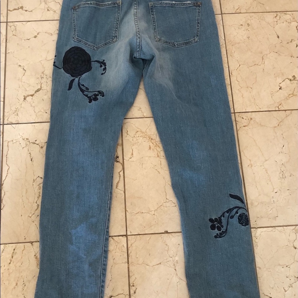 SOLD—RARE FIND! Anthropologie PILCRO floral jeans - Picture 2 of 12